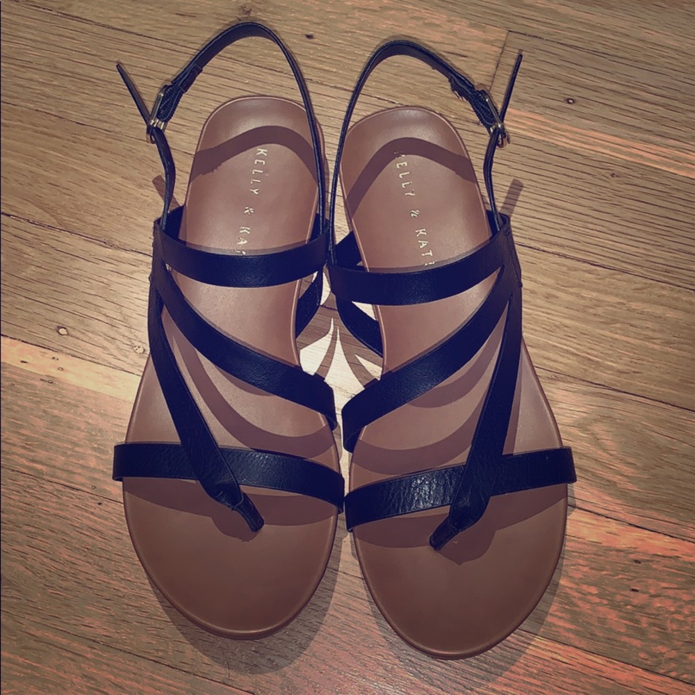 Kelly & Katie flat sandals